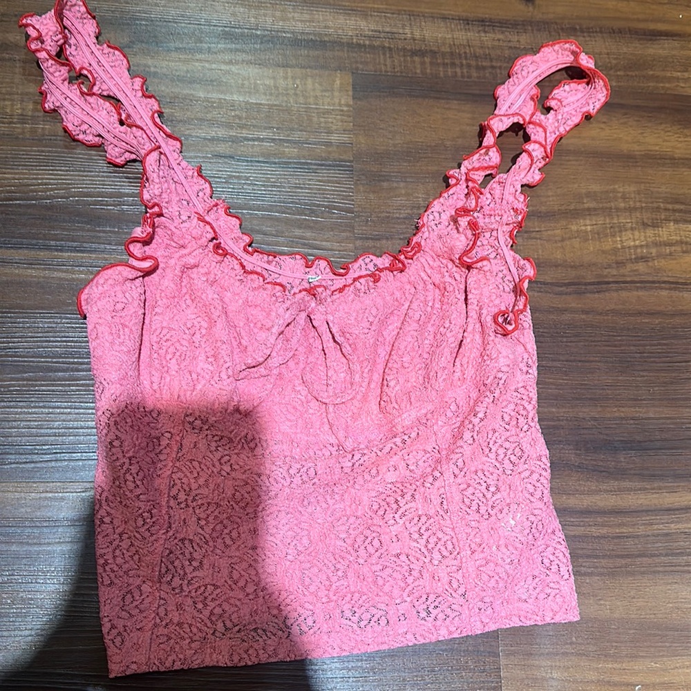 Lace/ruffle tank. Size M.